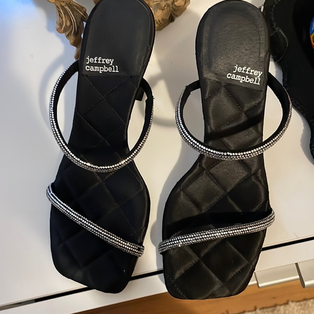 Jeffrey Campbell size 7